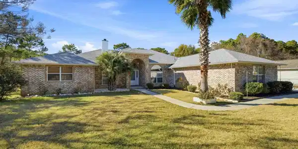 1601 Woodlawn Beach Rd