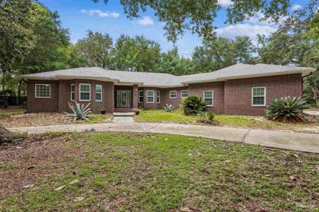 16340 Innerarity Pt Rd