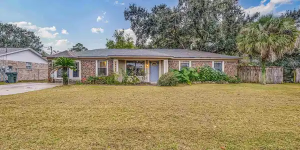 10495 Silver Creek Dr