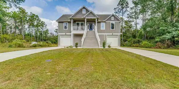 5656 Bay Forest Dr