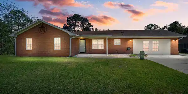 521 Briarwood Dr