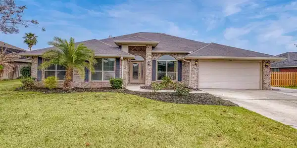 1509 Woodlawn Way