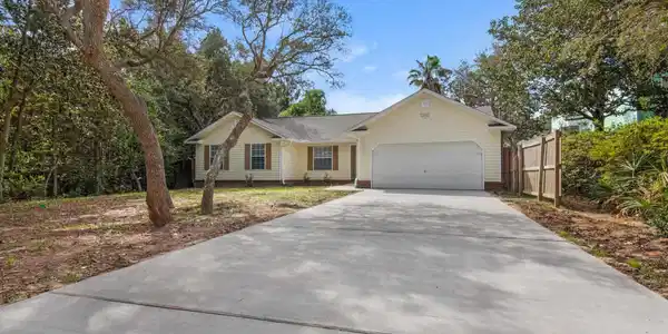 Image 2: Front view from the end of the driveway