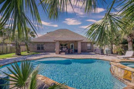 2792 Grand Bay Ct