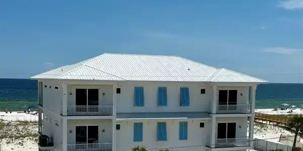 1008 Ariola Dr