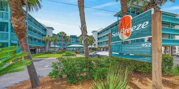 952 West Beach Blvd