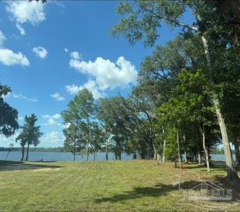 7586 Old Bay Pointe Rd