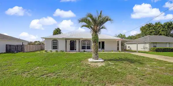 4360 Marilyn Ct