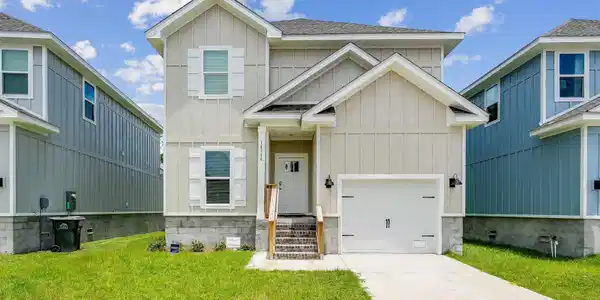 14346 Gardenglen Dr