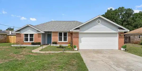 2317 Mary Anne Cir