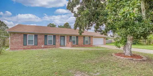 519 Briarwood Dr