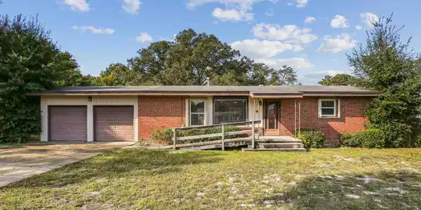 9 Gilmore Dr
