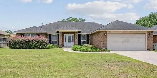 1236 Benning Pl