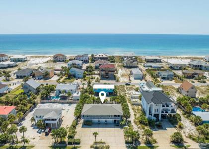 808 Via Deluna Dr