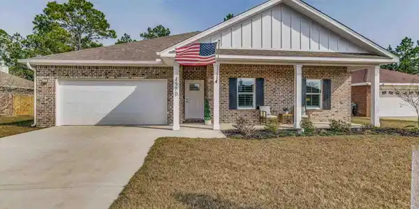 4570 Omaha Dr
