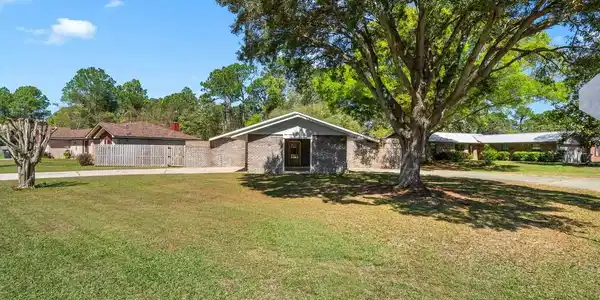 11100 Bridge Creek Dr