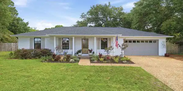 308 Smith Cir