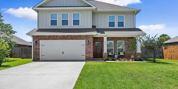 3557 Turquoise Dr