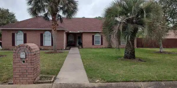 1502 Navaho Ct
