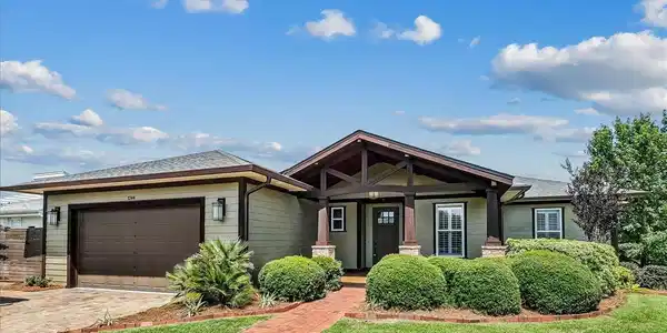 1244 Summit Ln