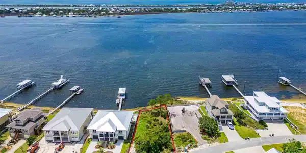 16249 Tarpon Dr