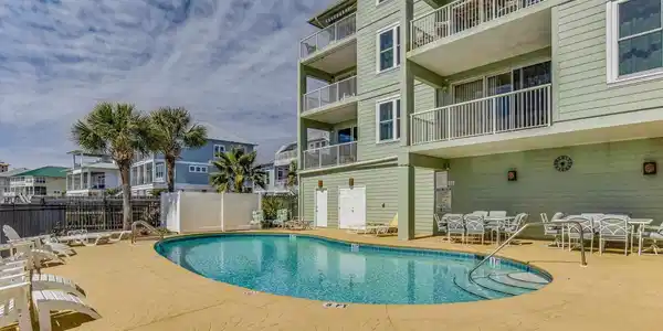4060 Indigo Dr