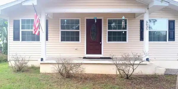 5635 Cruzat Way