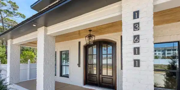 13611 Zodiac Dr