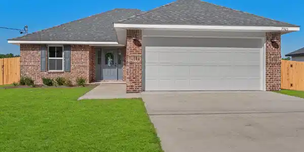 7925 Twin Lake Dr