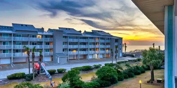 11 Beachside Dr