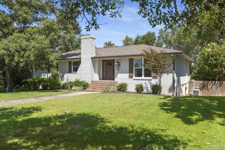 502 Shoreline Dr