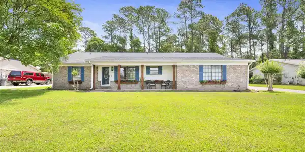 5034 Shoshone Dr
