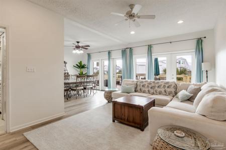 8520 Gulf Blvd