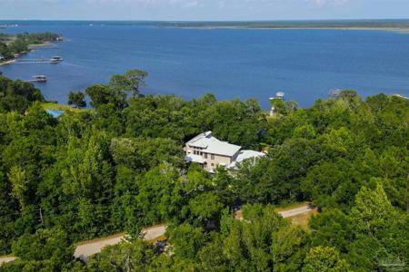 3200 Robinson Point Rd