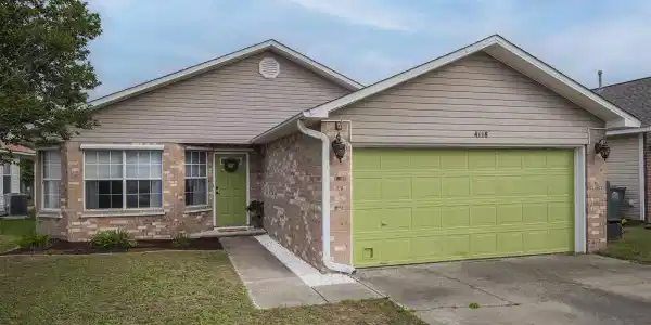 4118 Spinnaker Pl