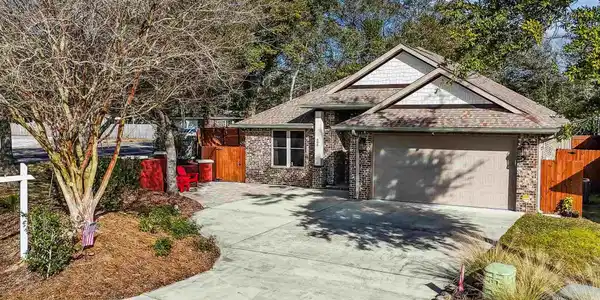 600 Wild Heron Way