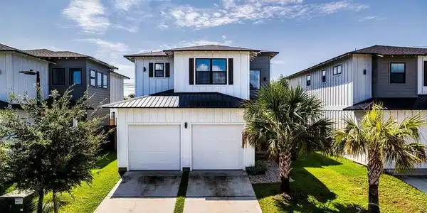 13857 Red Drum Ct