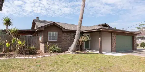 1223 Brook Bend Rd