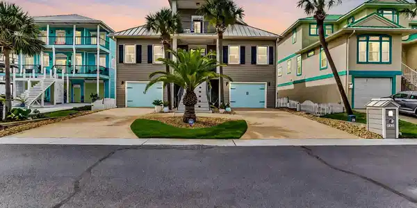 357 Gulfview Ln