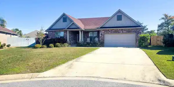 3451 Pelican Bay Cir
