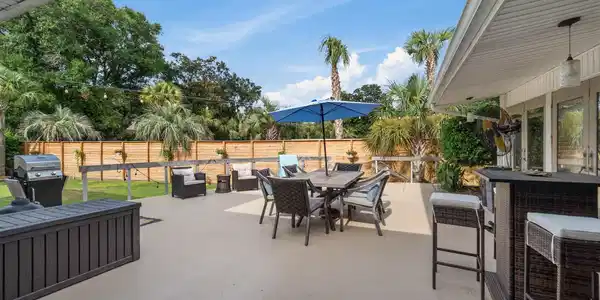 116 Julia Way