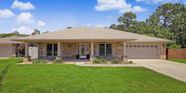 1792 Twin Pine Blvd