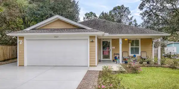 5407 Maverick Ln