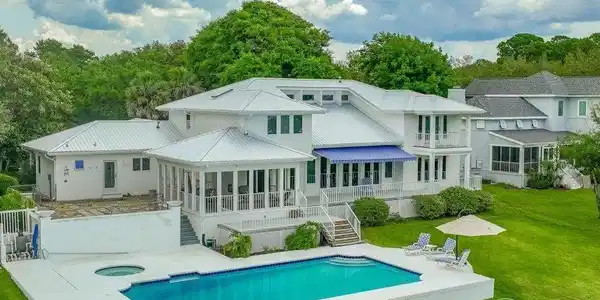 458 Parish Blvd