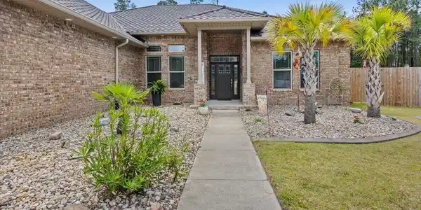 5923 Michael Dr