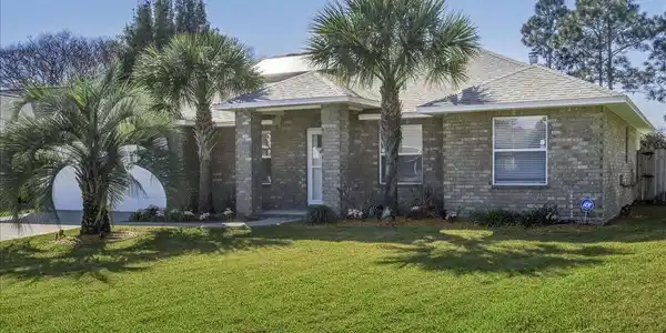 2528 Houston Cir