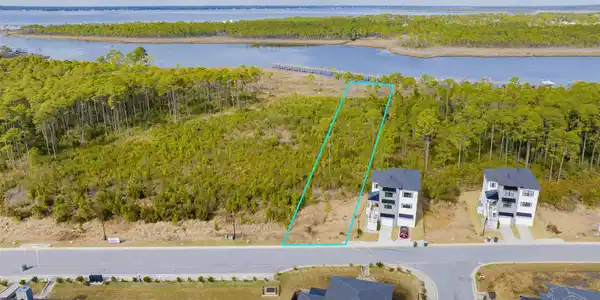13734 Osprey Dr