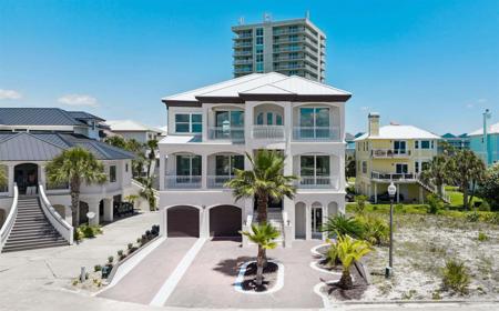 21 E Galvez Ct