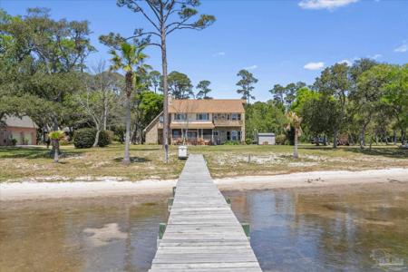 4845 Soundside Dr