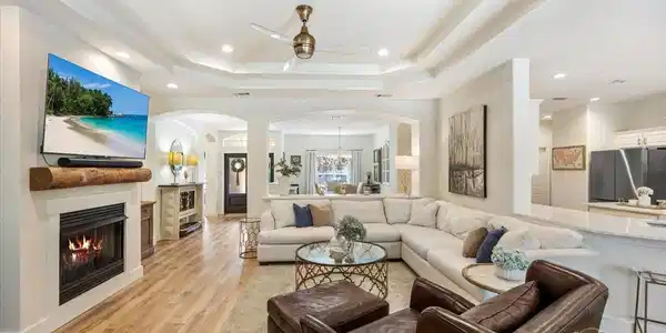1182 Grand Pointe Dr